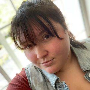 Meet your Posher, Emmie